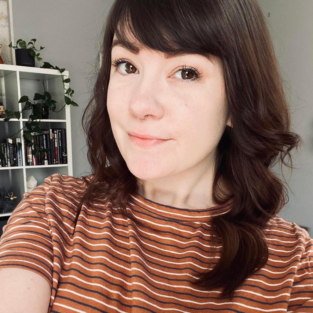 Guest Blog Post: The Emotional Ripple Effect of Endometriosis by Renee Arenburg of @no.spoons.society